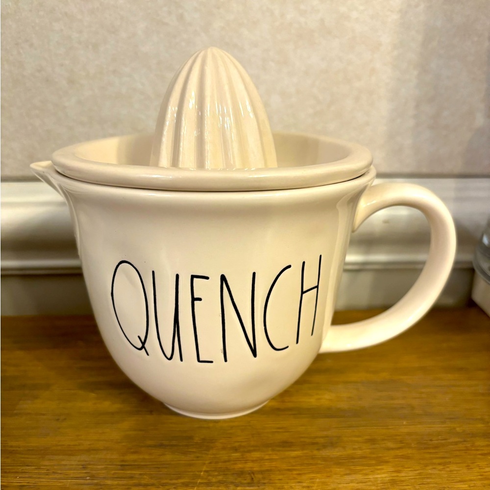 Rae Dunn “Quench” Ceramic Citrus Juicer